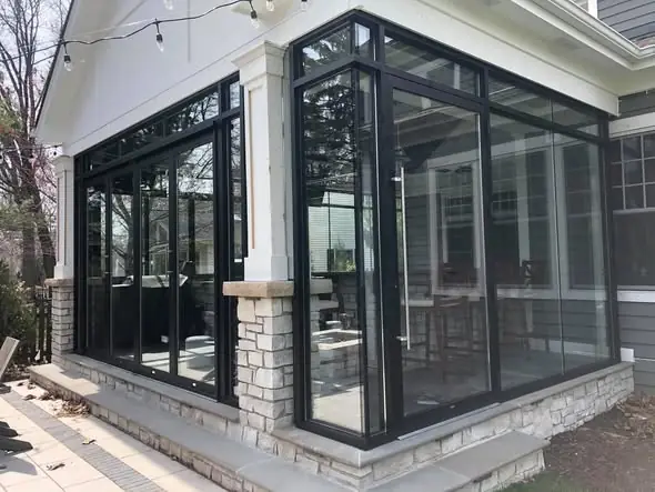 Commercial glass enclosure